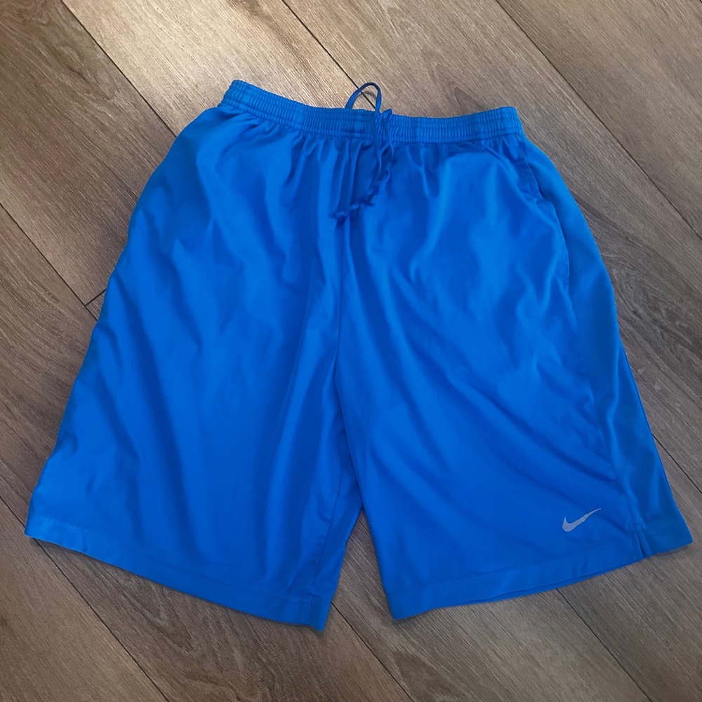 Nike Dri-FIT Men Blue Athletic Basketball Training Shorts 398513-406 Size Medium